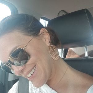 Meet your Posher, Devon